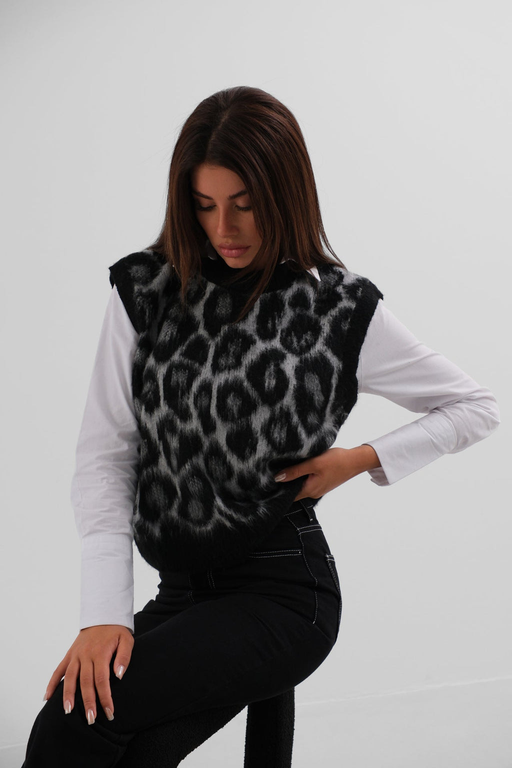 Leopar Patterned Black Sakalli Knit Suveter