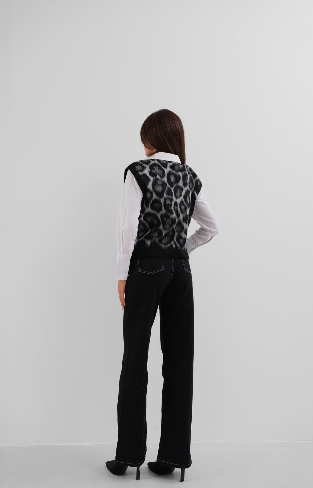 Leopar Patterned Black Sakalli Knit Suveter