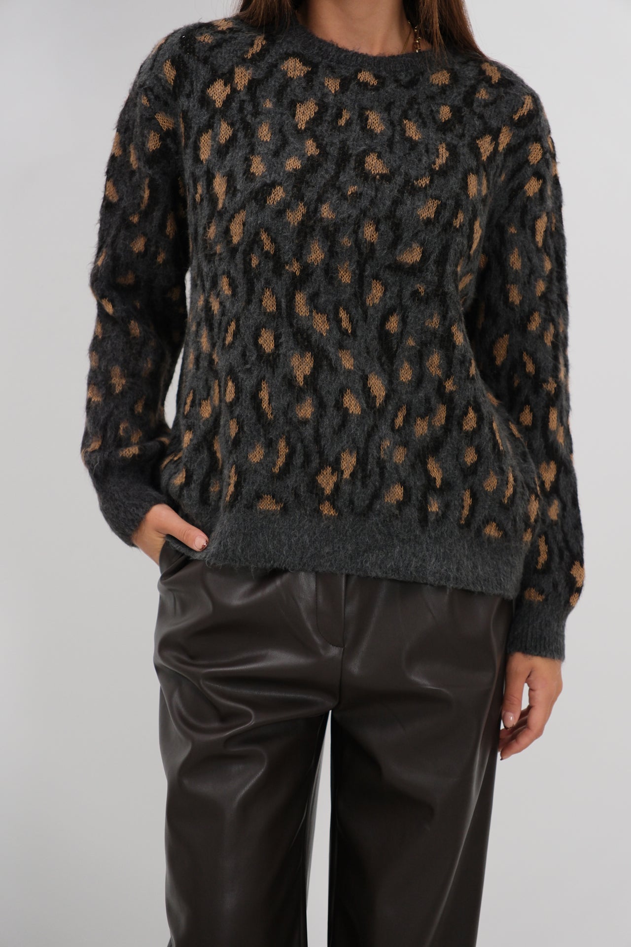 Leopar Patterned Black Sweater