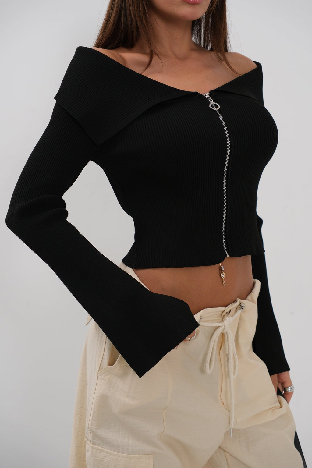 Off-Shoulder Neckline Zippered Black Cardigan