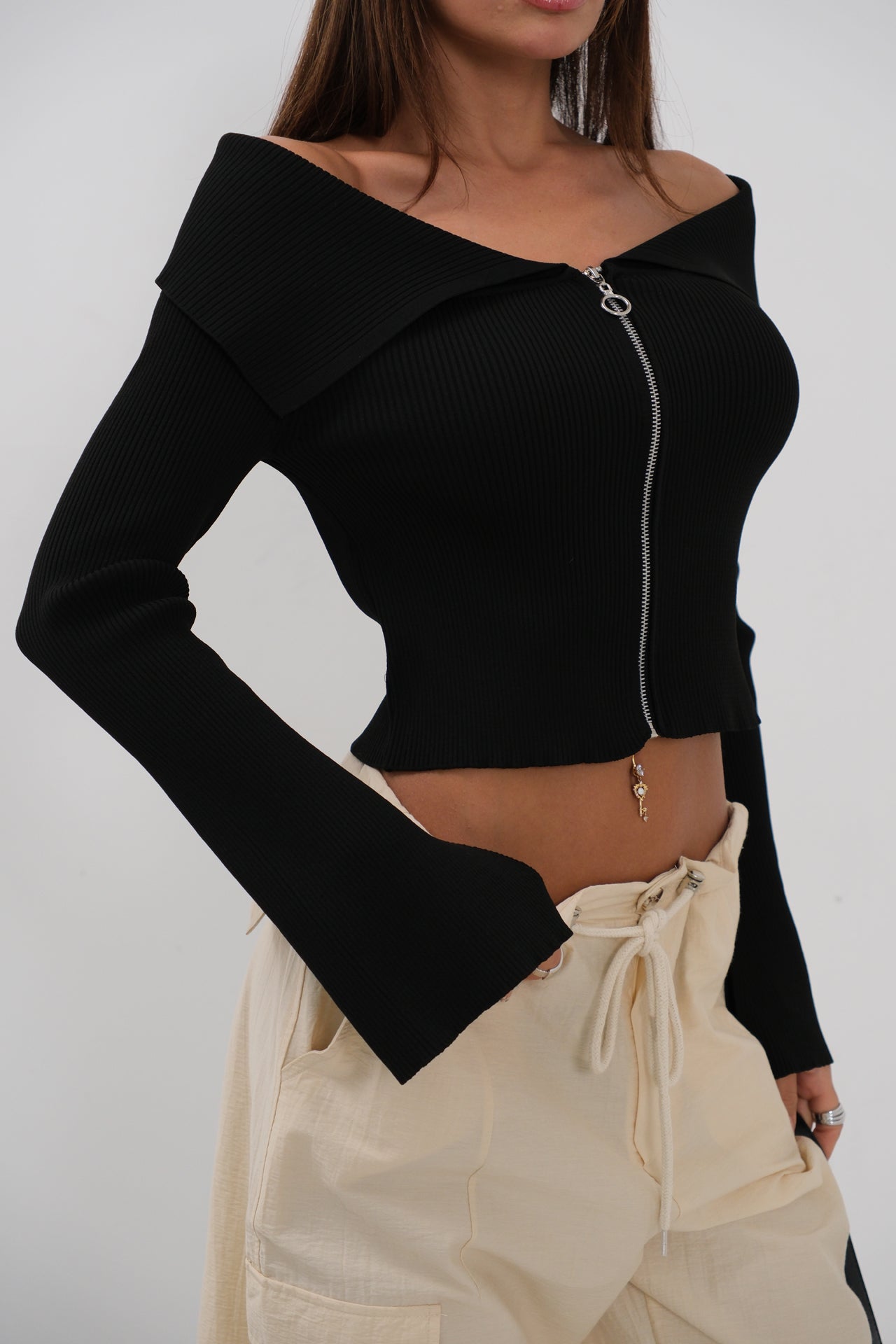 Off-Shoulder Neckline Zippered Black Cardigan