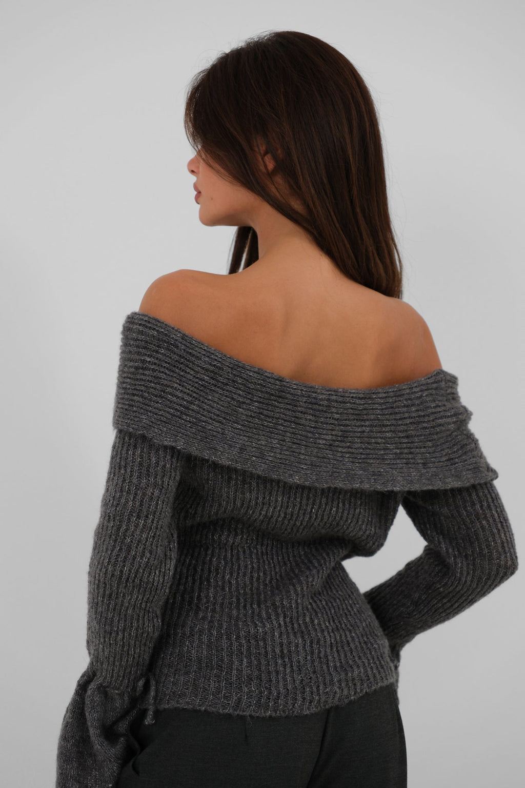 Omuz Dekolteli Manset Detail Gray Knit Sweater