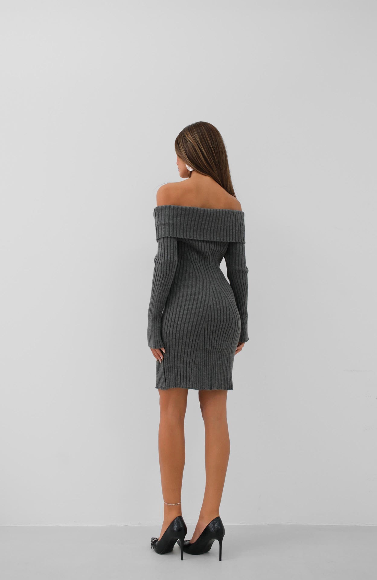 Shoulder Cut-Out Midi Length Gray Knit Dress