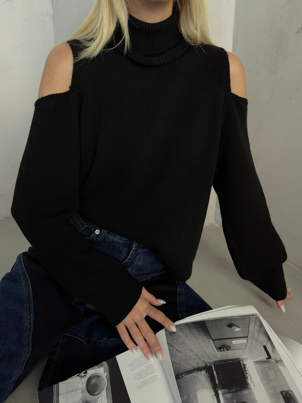 Shoulder Detail Turtleneck Black Sweater