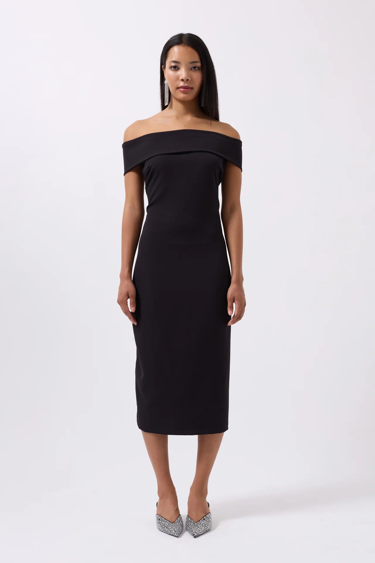 Shoulder Fold Detail Maxi Black Dress