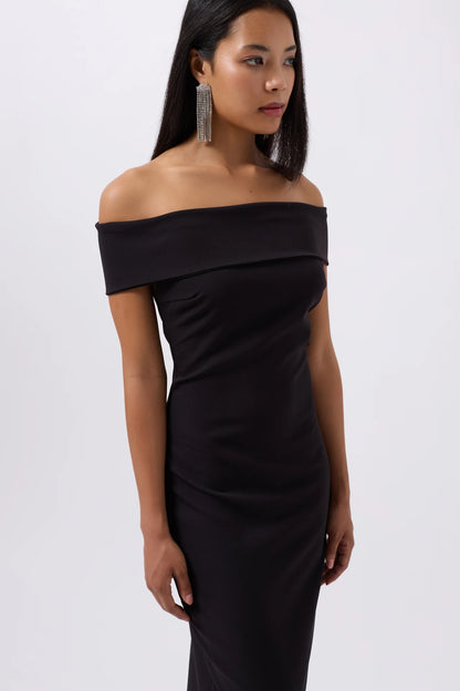 Shoulder Fold Detail Maxi Black Dress