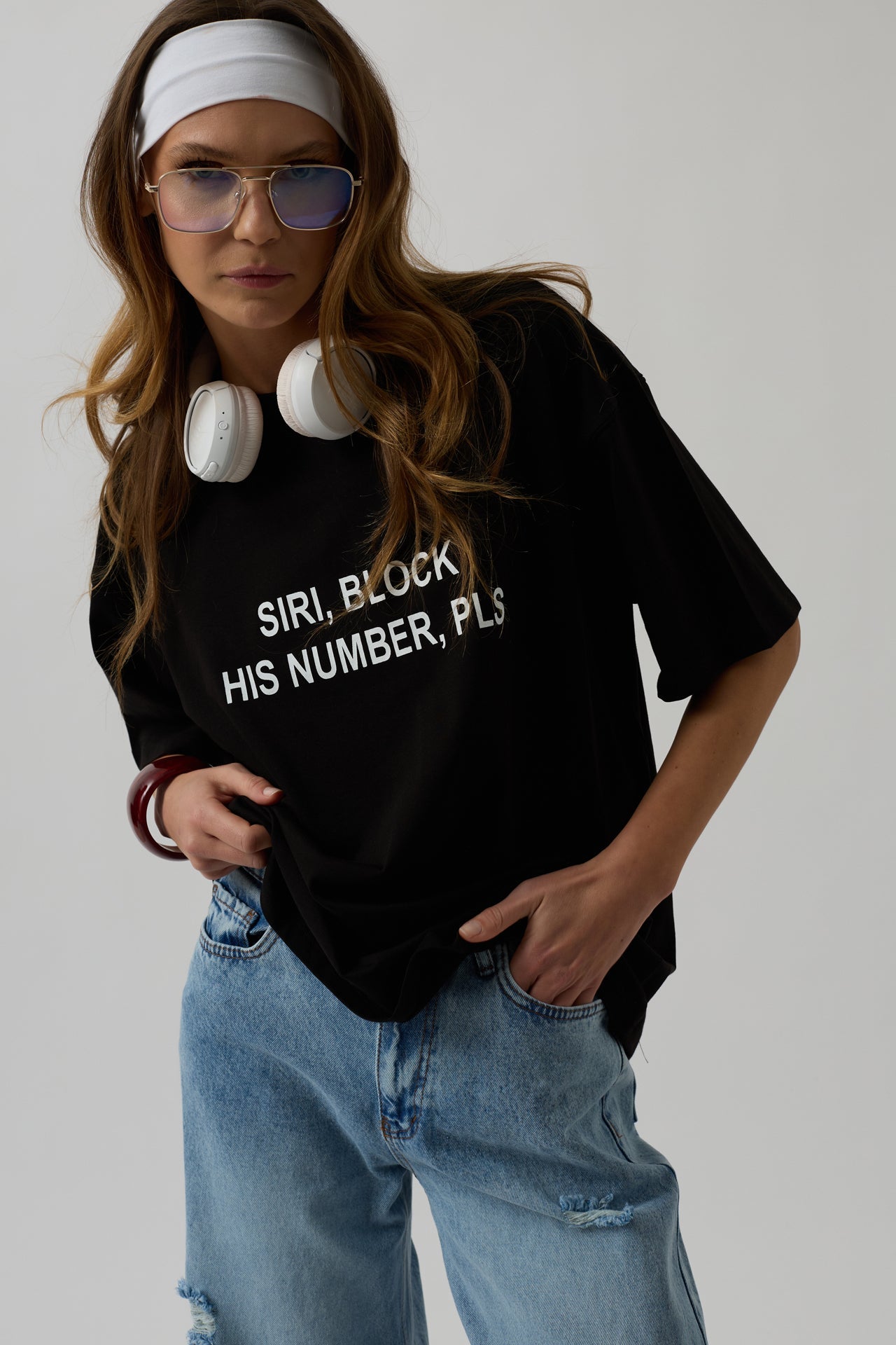 Siri On Baskili Oversize Black T-Shirt