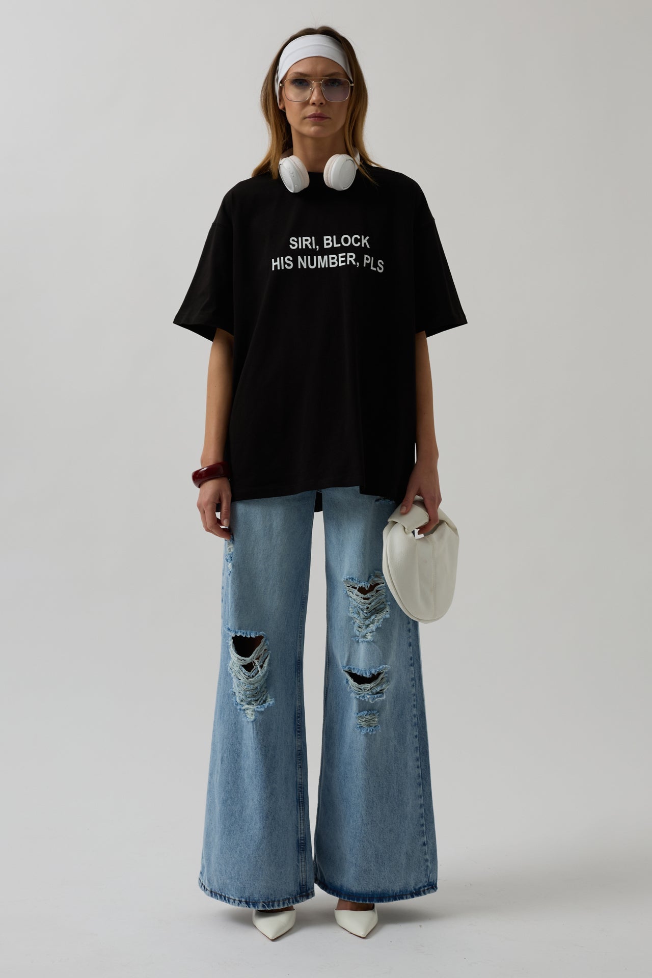 Siri On Baskili Oversize Black T-Shirt