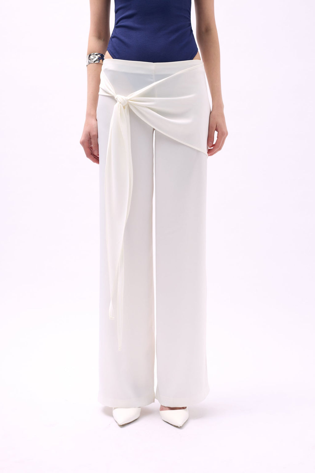 Frontden Tie Ecru Satin Pants