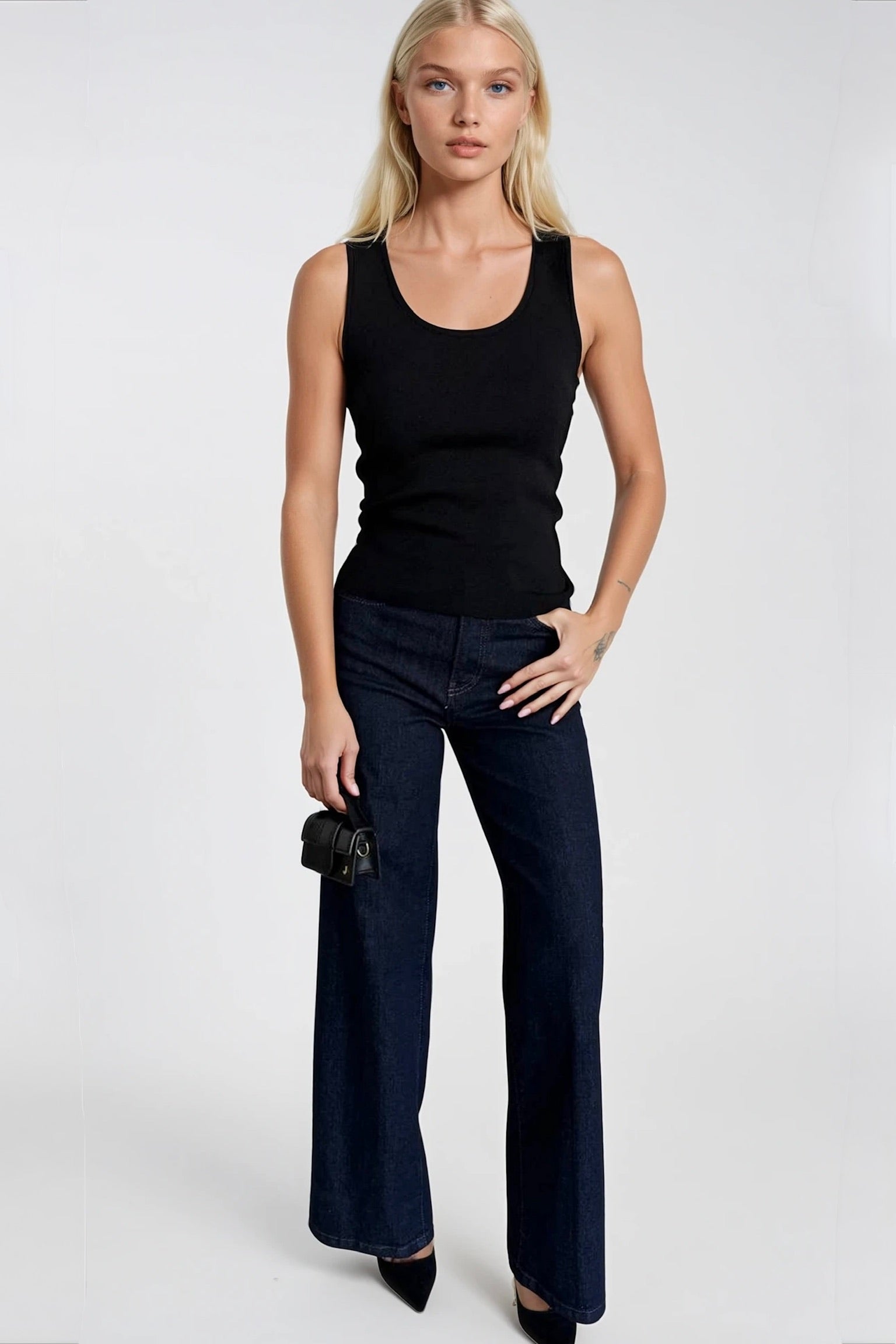 Oval Neck Basic Black Knit Top