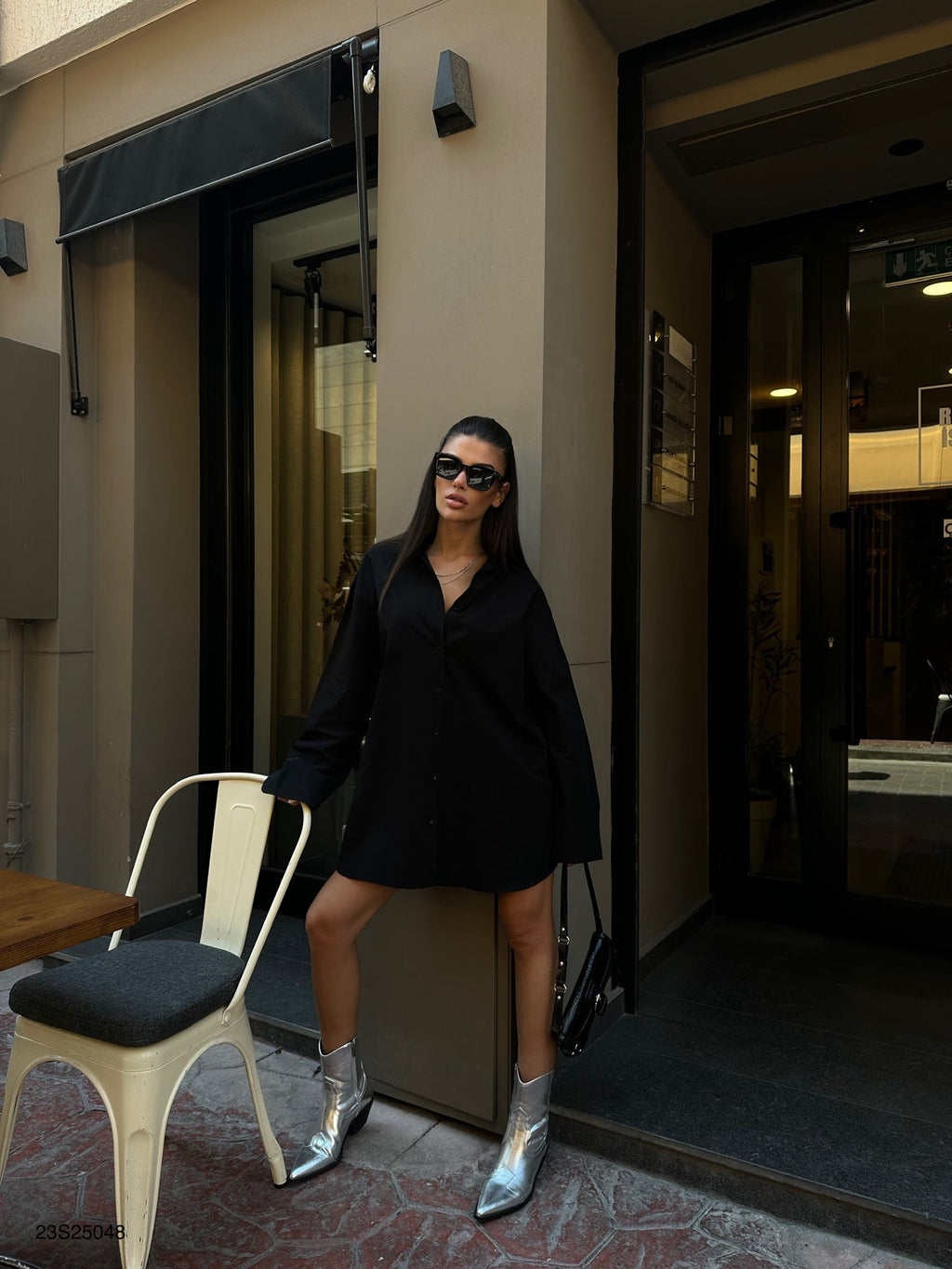 Oversize Basic Black Shirt
