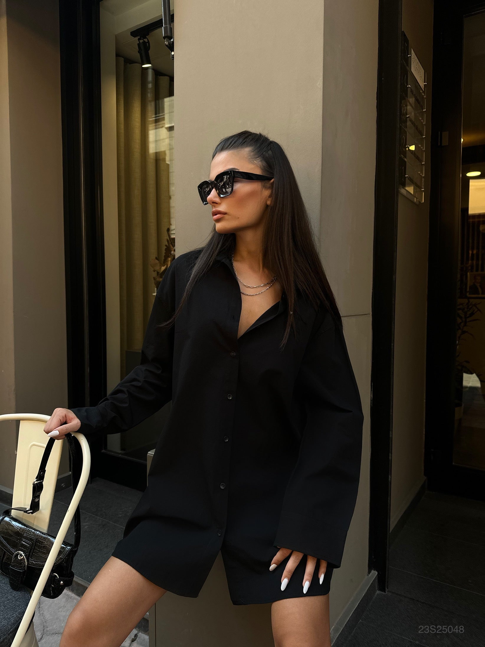 Oversize Basic Black Shirt