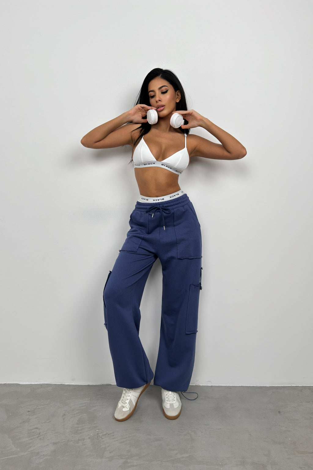 Elastic Cuff Cargo Pocket Navy Sweatpants