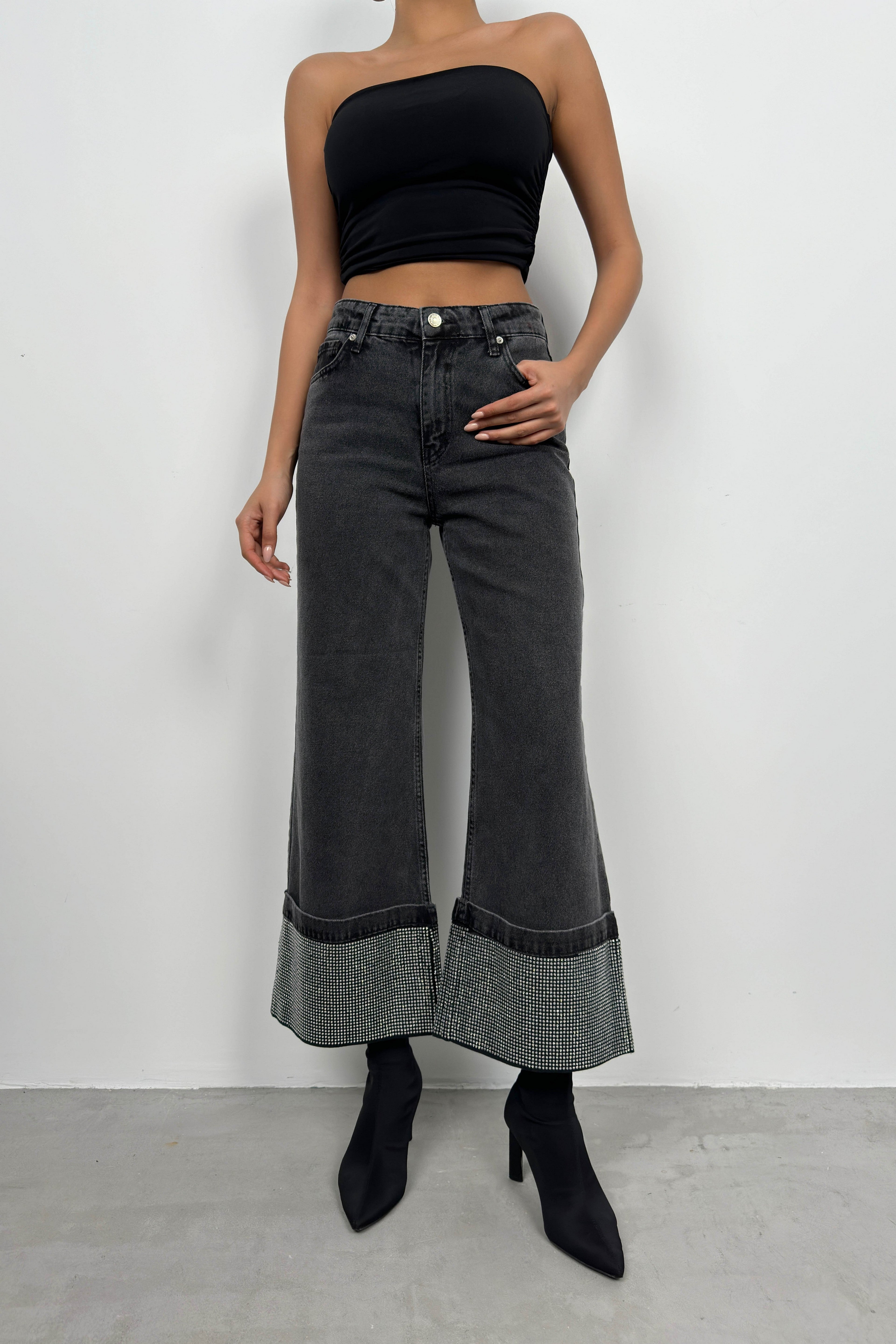 Rhinestone Hem Detail Gray Jeans