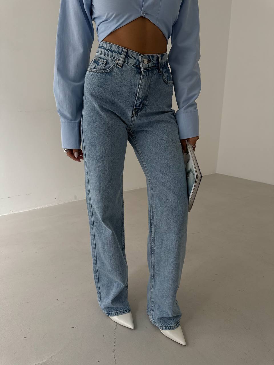Back Laser Cut Wide Leg Blue Jeans + T-shirt