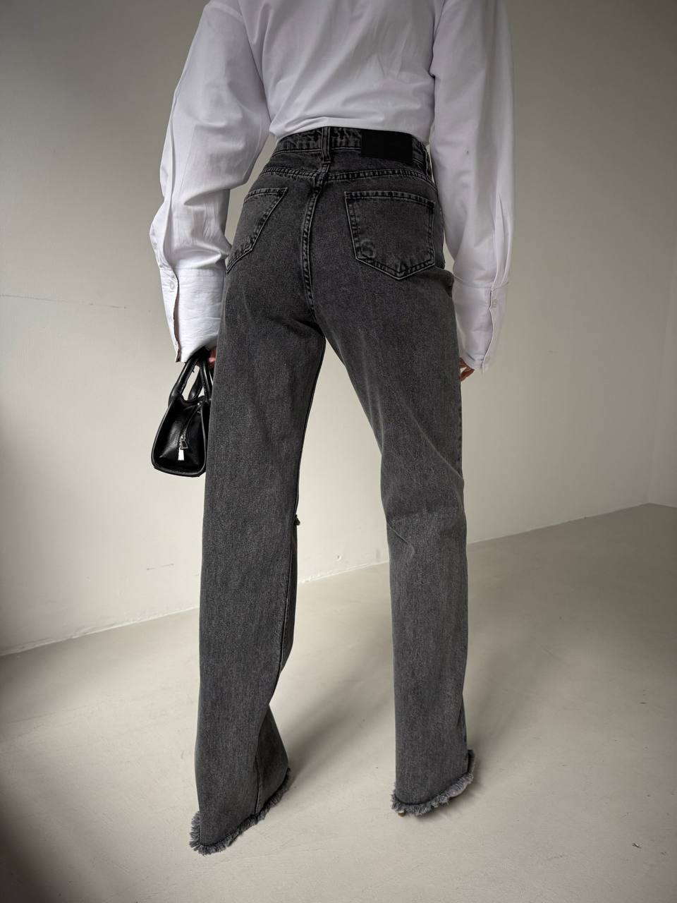 Low Waist Knee Fold Black Jeans