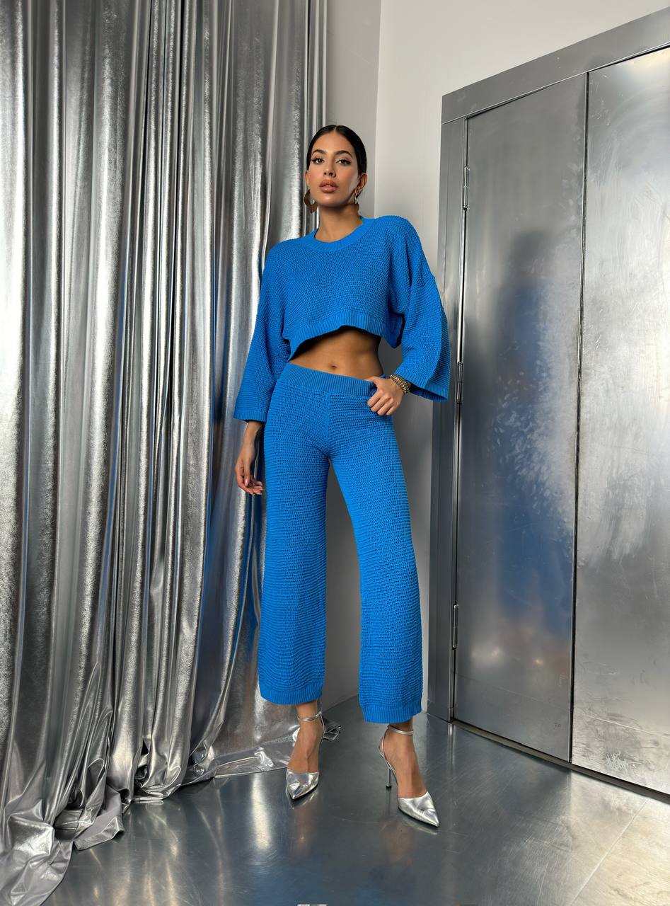 Oversize Knitted Blouse Blue Trousers Set