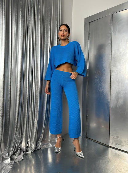 Oversize Knitted Blouse Blue Trousers Set
