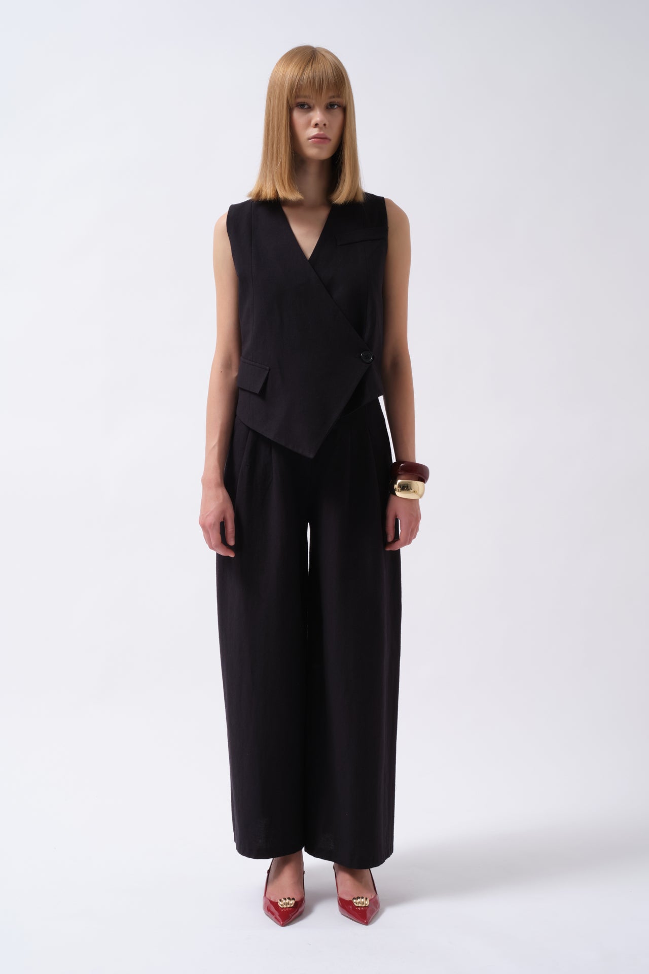 Pleated Wide Leg Linen Black Pants