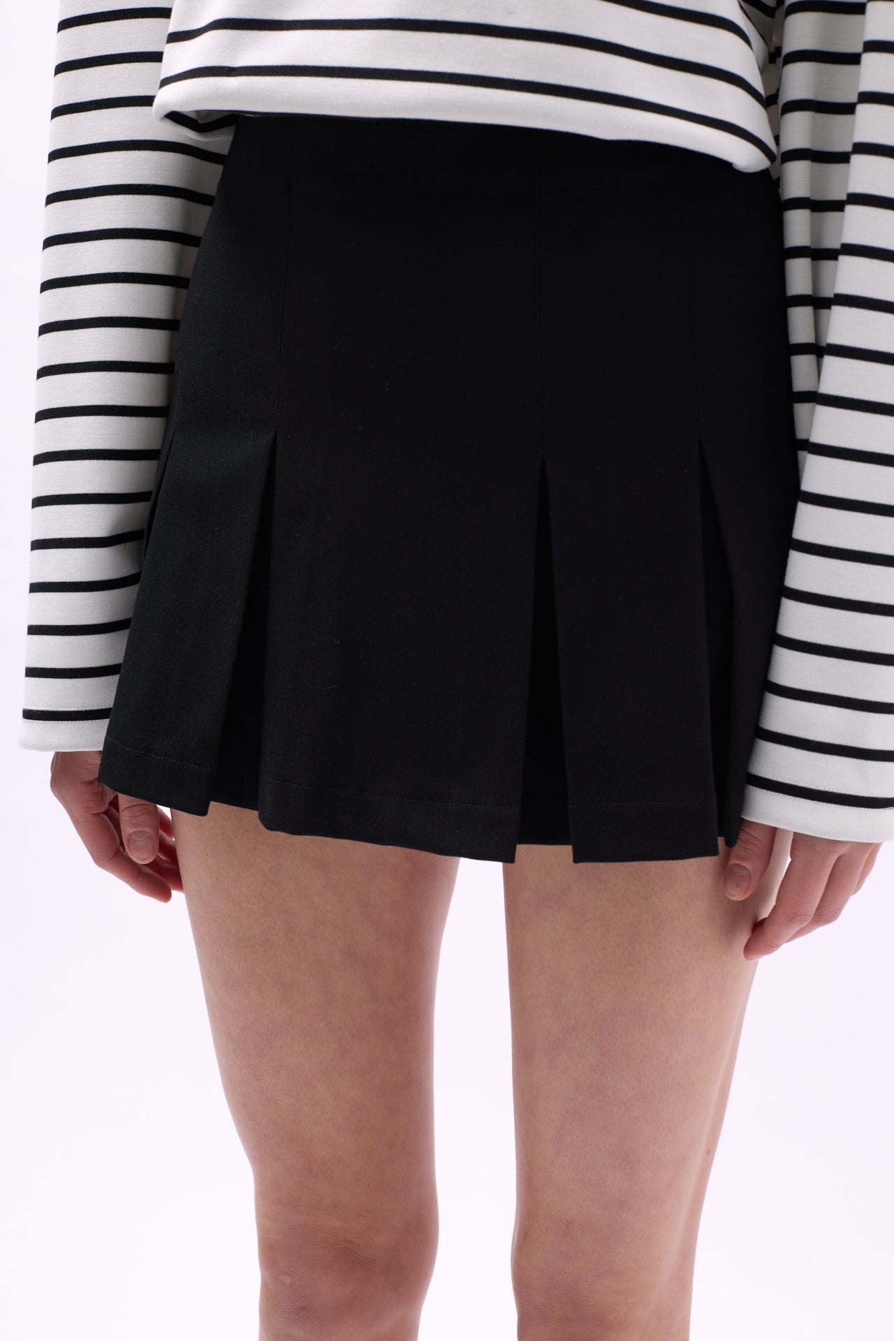 Pleated High Waist Mini Black Skirt