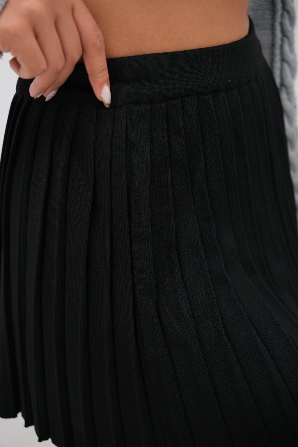 Pleated Black Knit Skirt