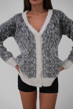 Fuzzy Contrasting Color Light Gray Knit Cardigan
