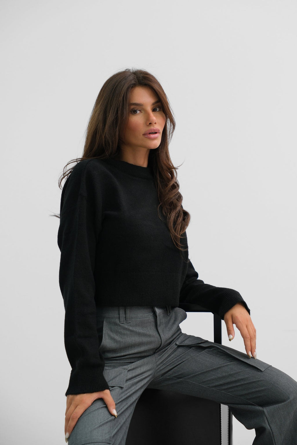 Sifir Collar Black Crop Knit Sweater