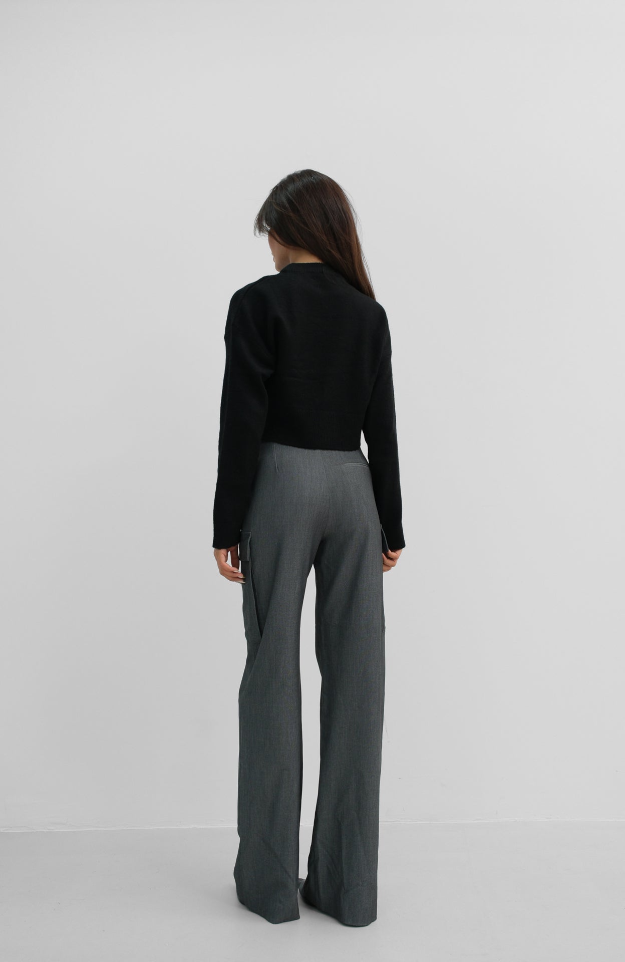 Sifir Collar Black Crop Knit Sweater
