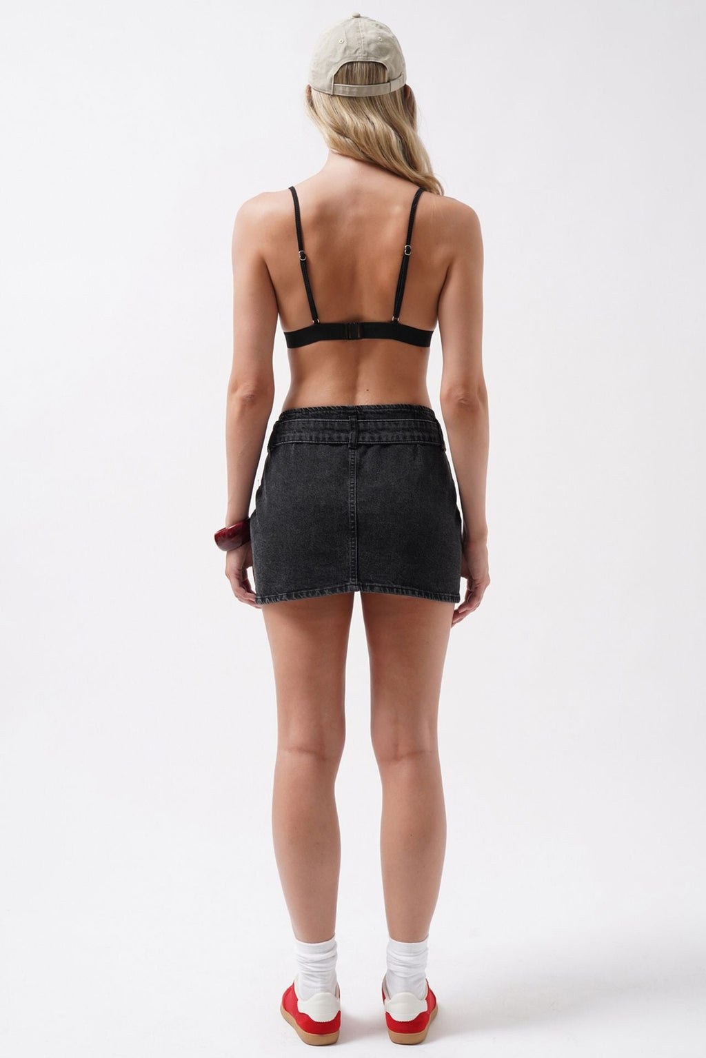 Back Cutout Black Sporcu Bra