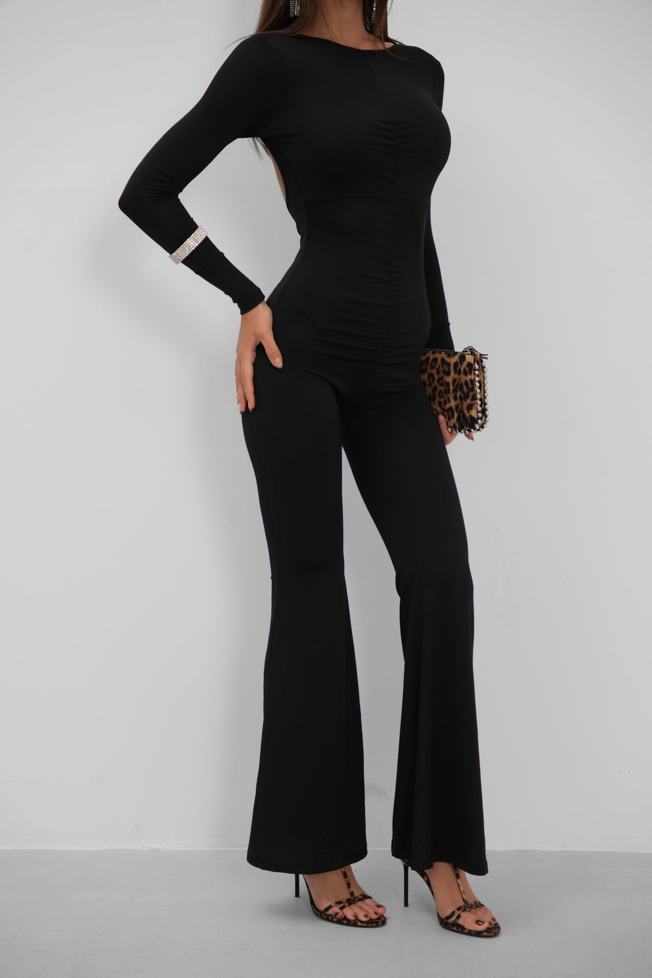 Sirt Dekolteli Ruched Front Ispanyol Leg Black Tulum