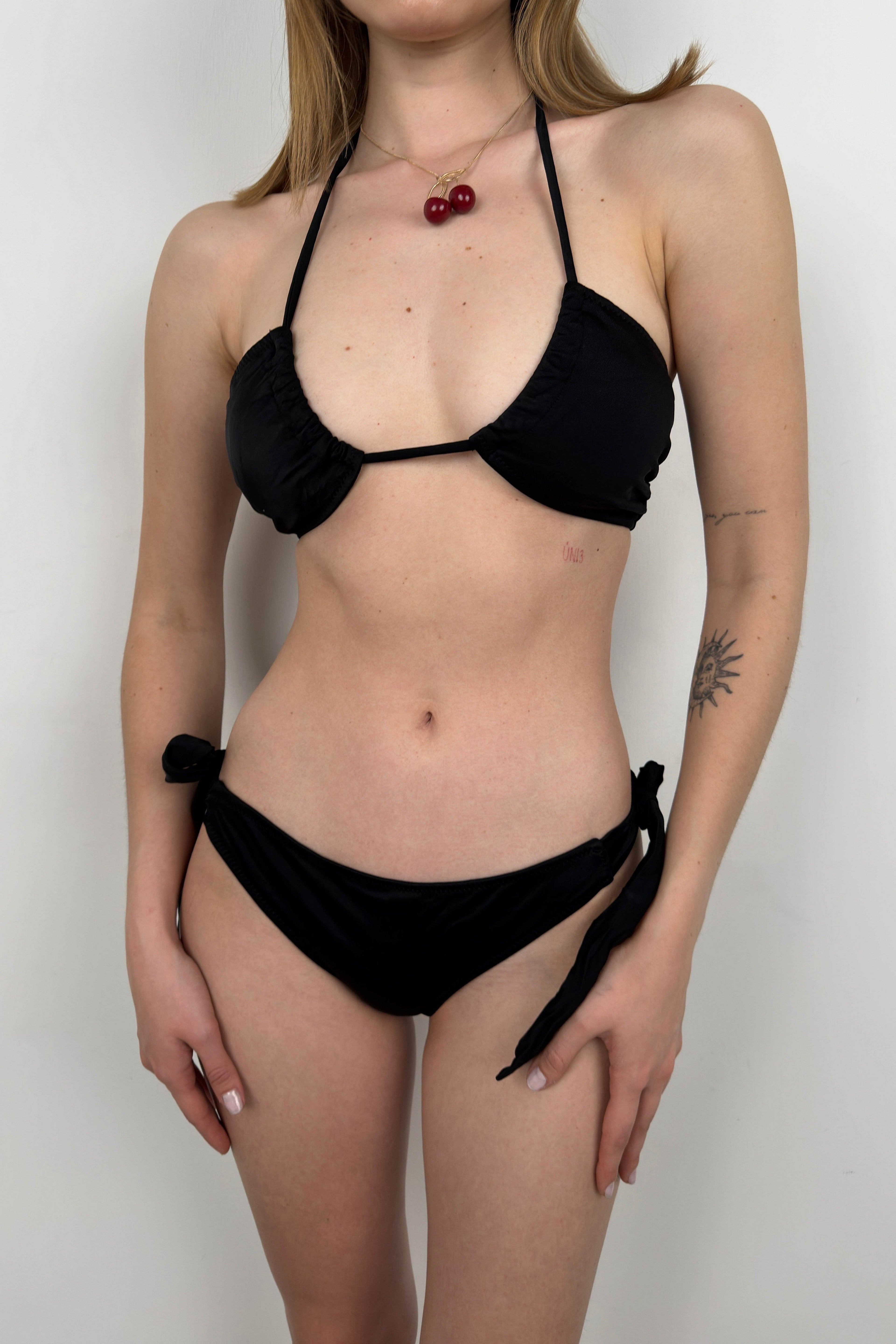 Strapless Neck Tieli Black Bikini Set
