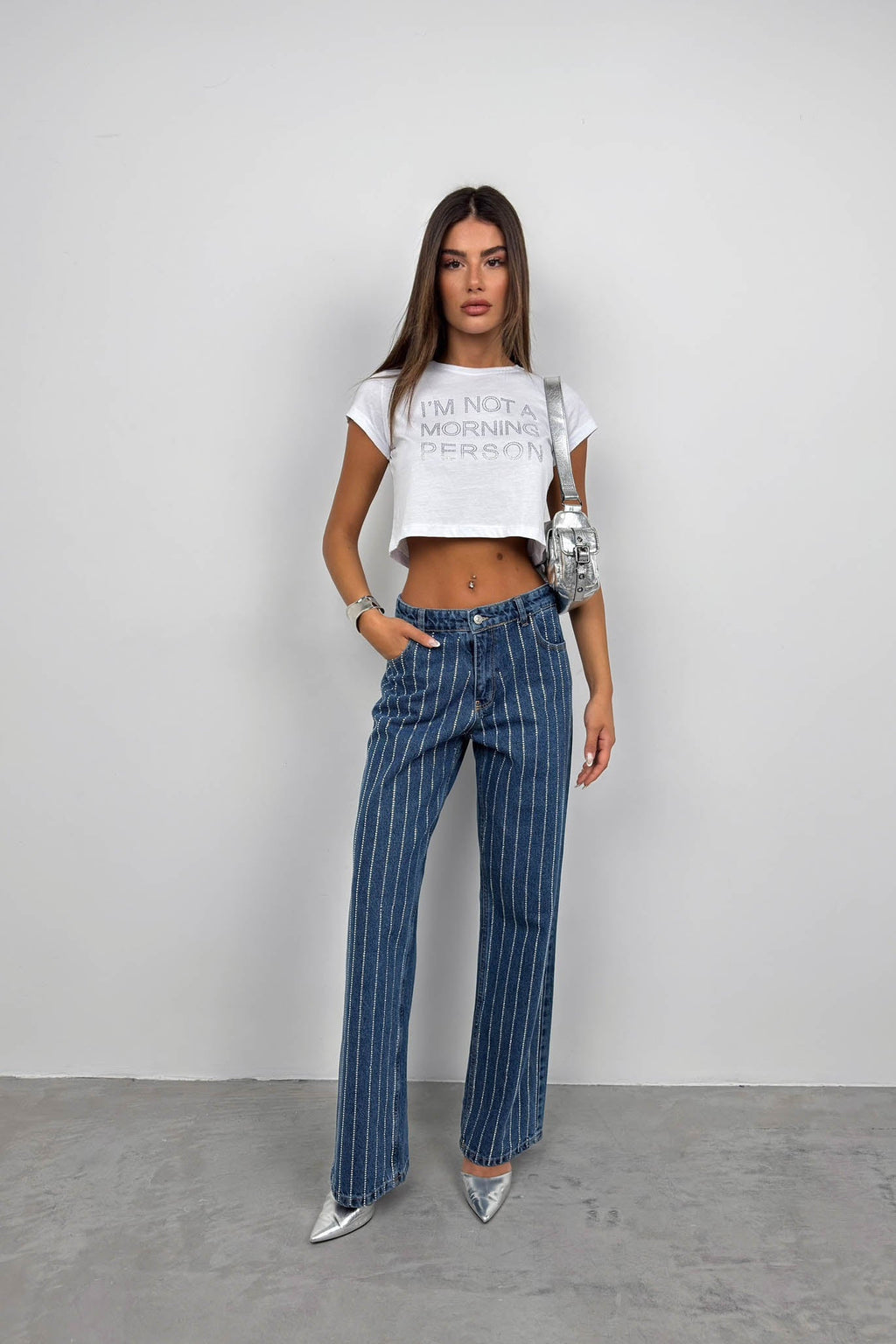 Rhinestone Detail Blue Mom Jeans