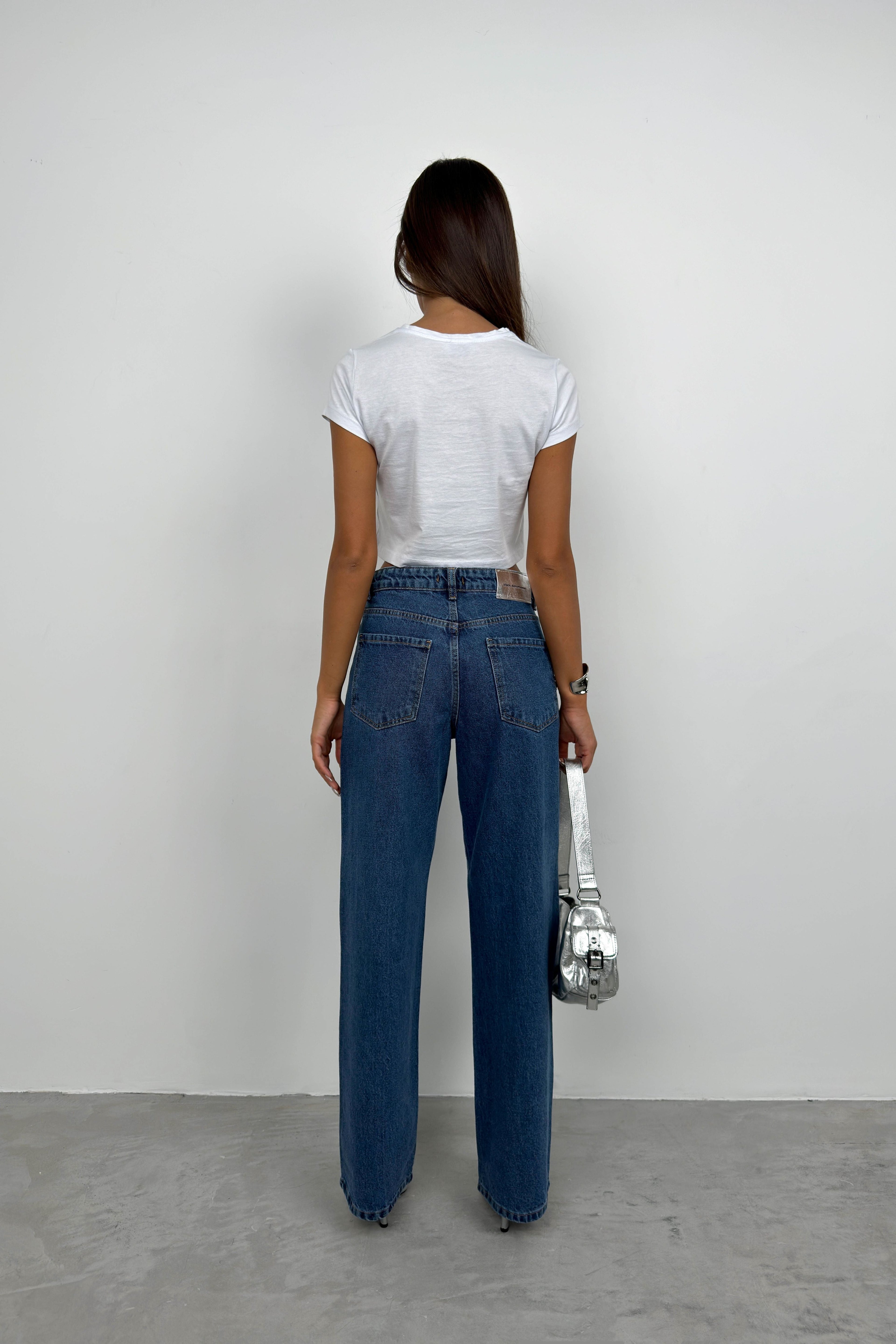 Rhinestone Detail Blue Mom Jeans