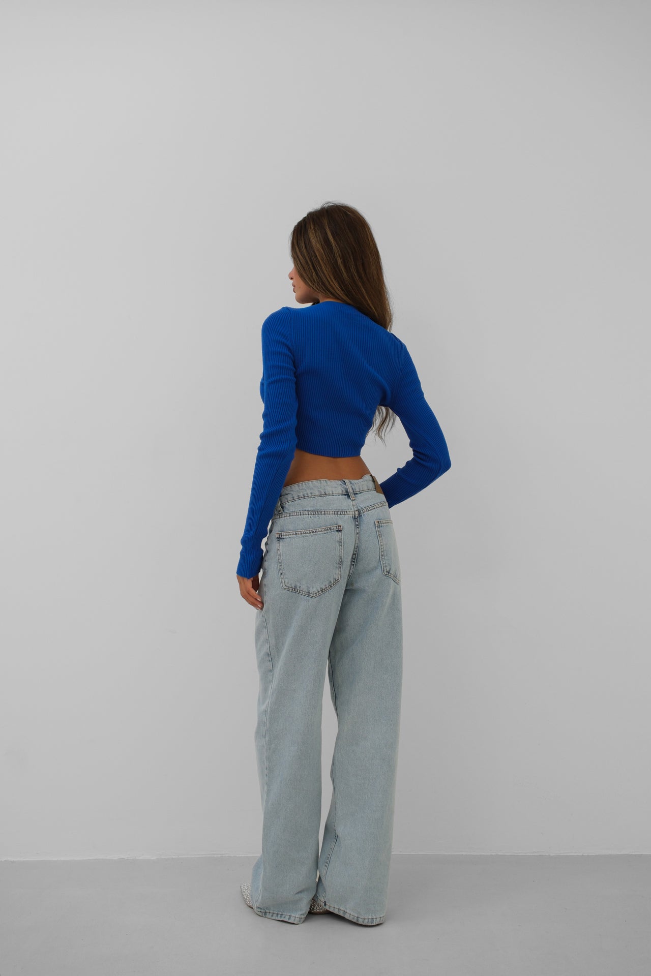 Stone Detay Knit Neck Blue Crop Blouse