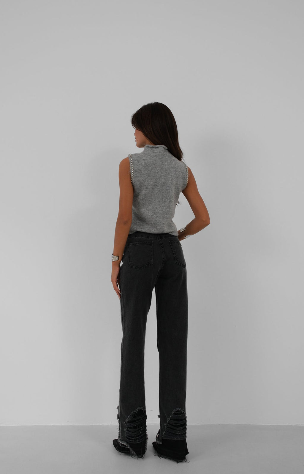 Stone Detail Gray Knit Andst