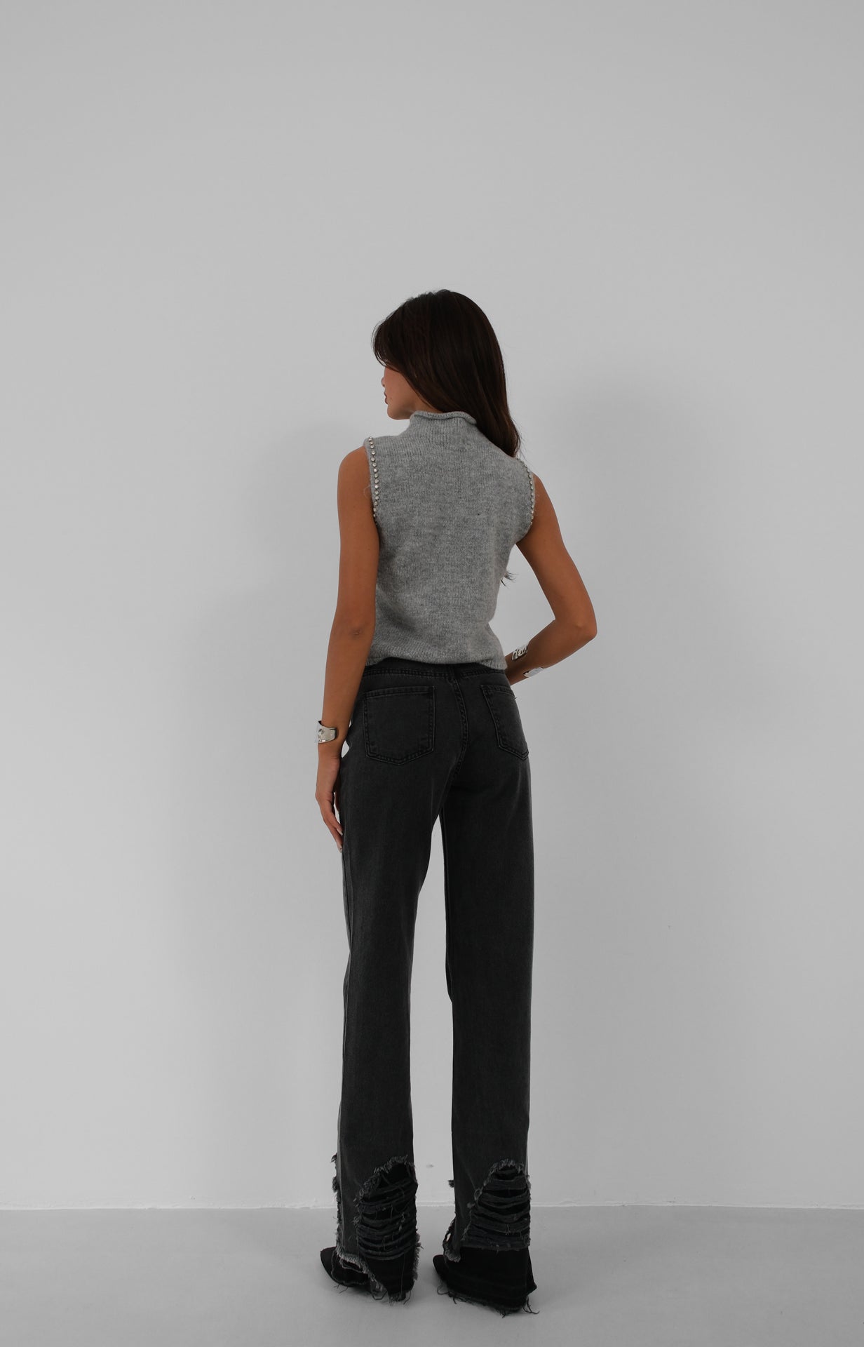 Stone Detail Gray Knit Andst