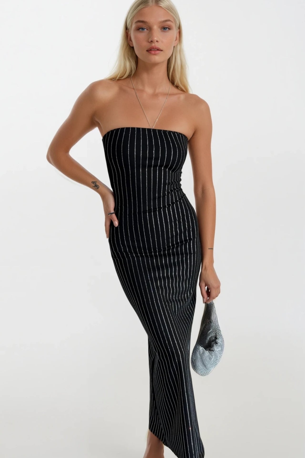 Stone Islemeli Black Straplez Maxi Dress