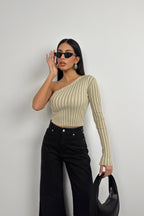 Single-Sleeve Fitilli Beige Knit Blouse