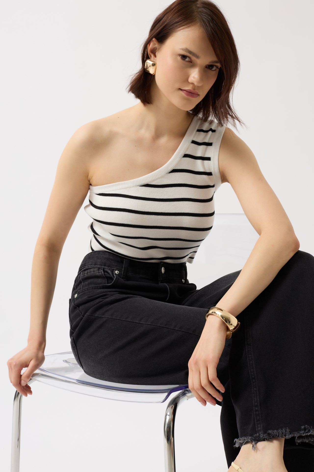 One Shoulder Striped White Black Crop