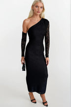 One-Shoulder Sleeve Accessory Detail Maxi Black Guipure Dress