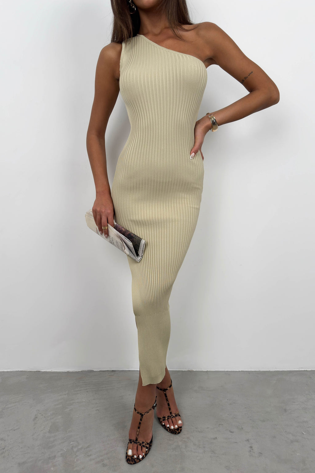 One-Shoulder Slit Beige Dress