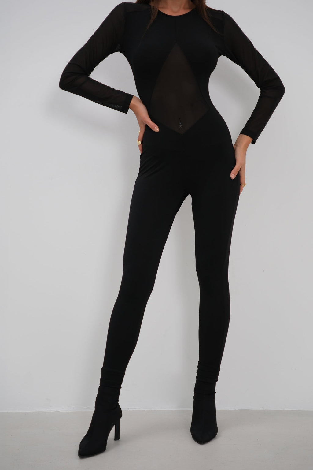 Transparent Detailed Black Tulum