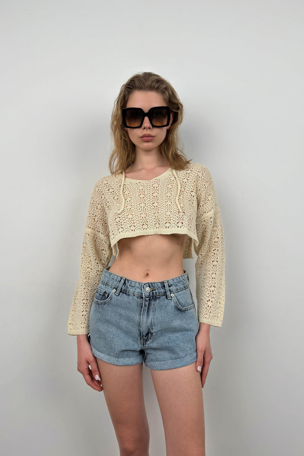 V-Neck Knit Ecru Crop Sweatshirts
