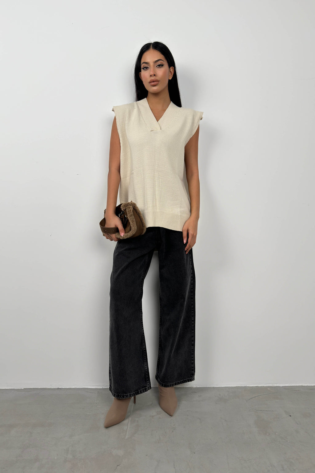 V-Neck Beige Oversize Sweater Vest