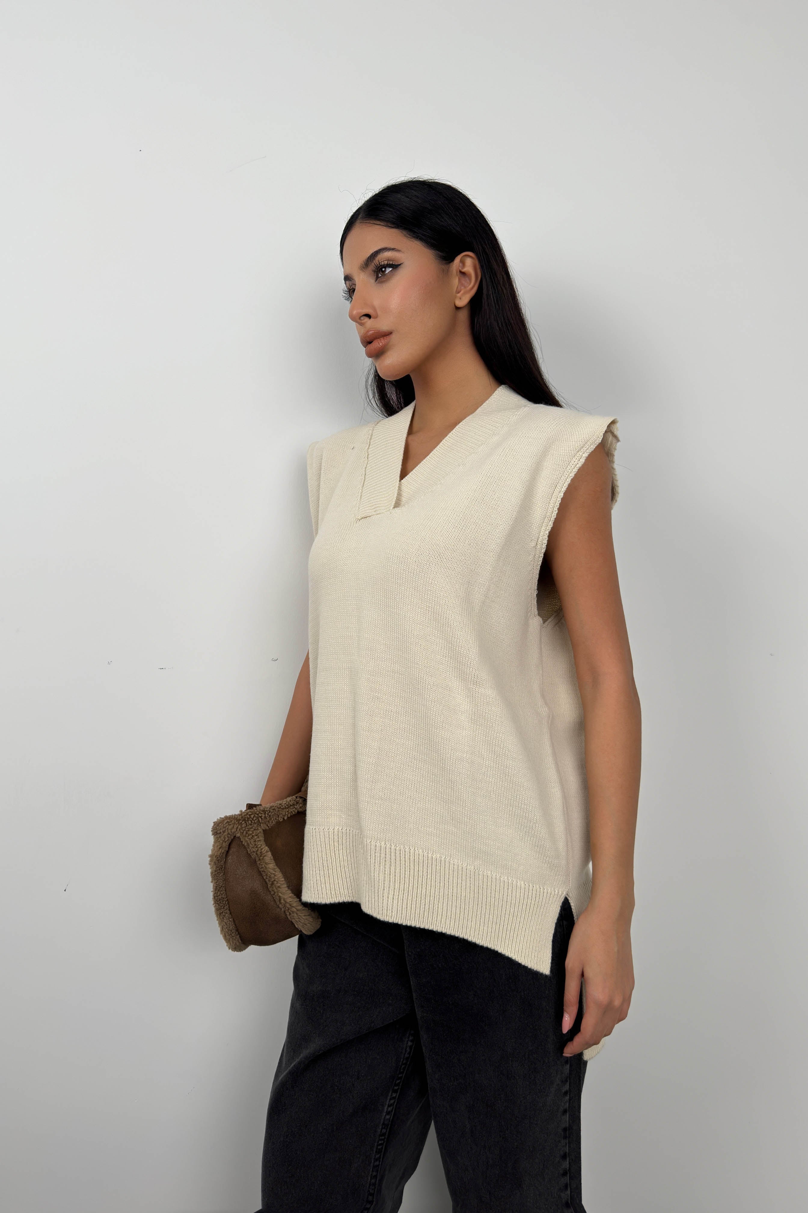 V-Neck Beige Oversize Sweater Vest