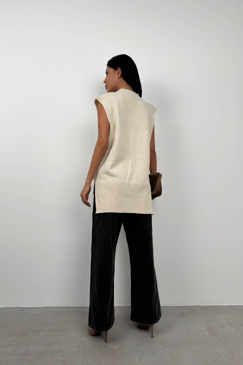 V-Neck Beige Oversize Sweater Vest