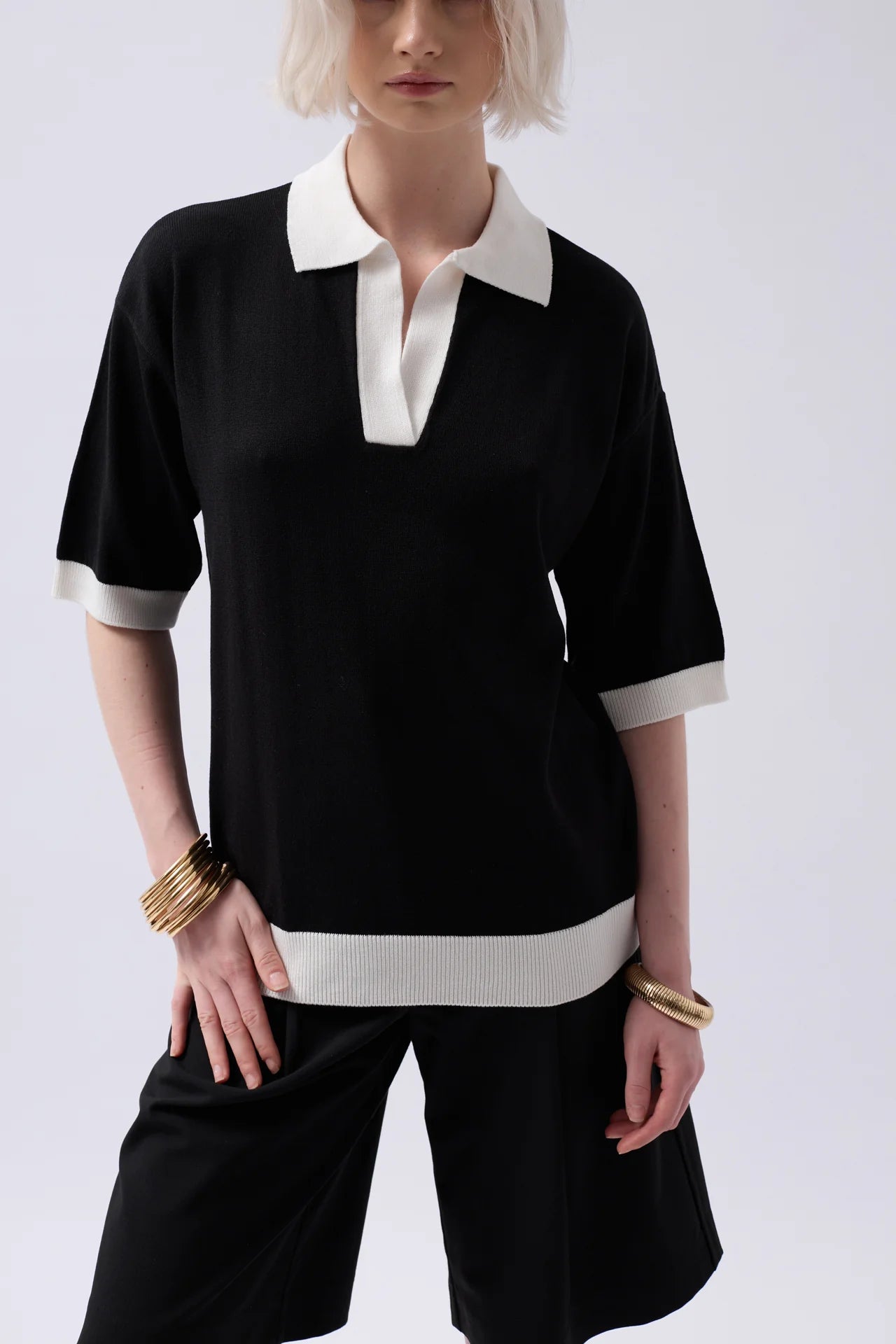 V Neck Stripe Detail Black White T-Shirt