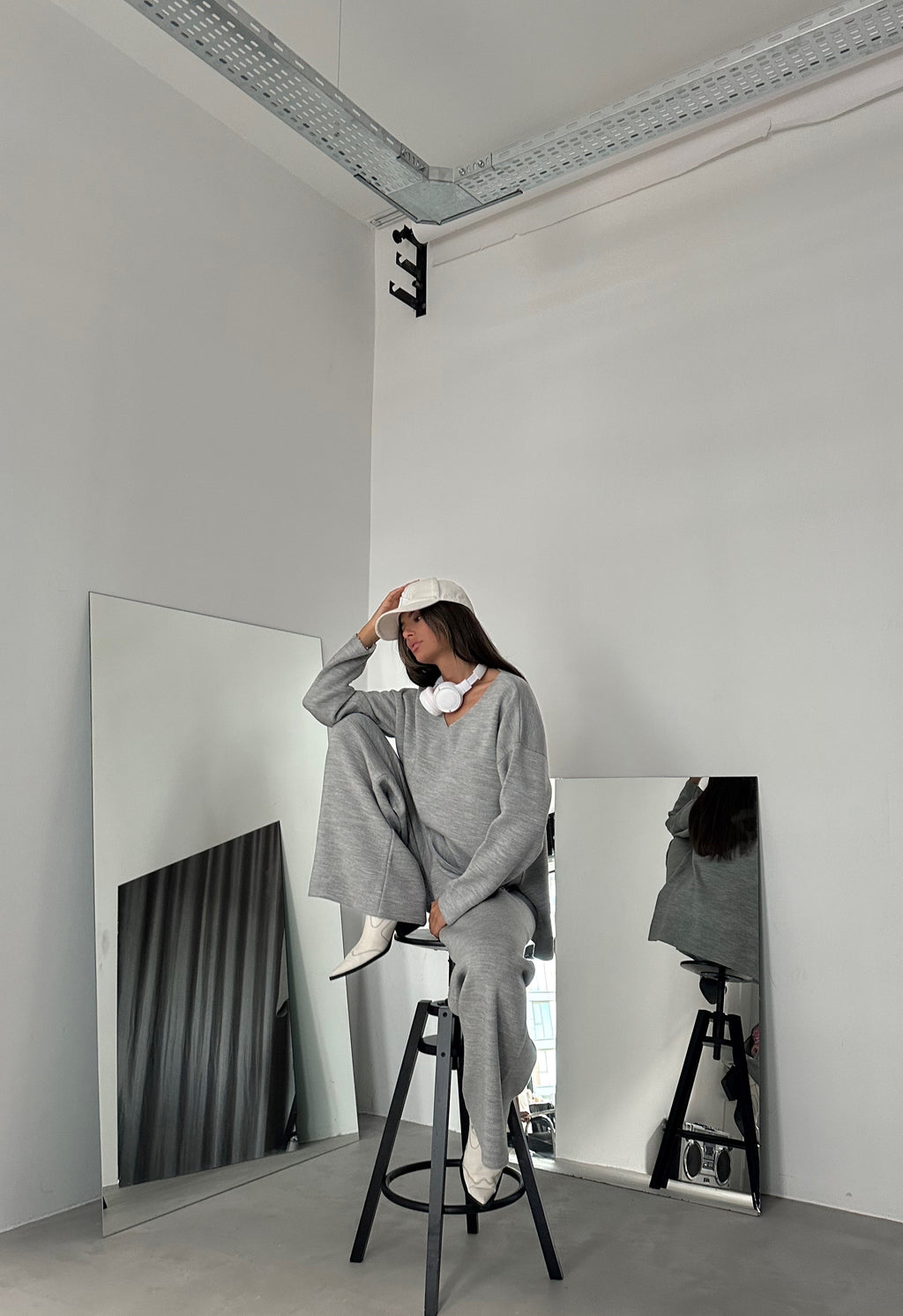 V-Neck Knit Gray Sweater Pants Set