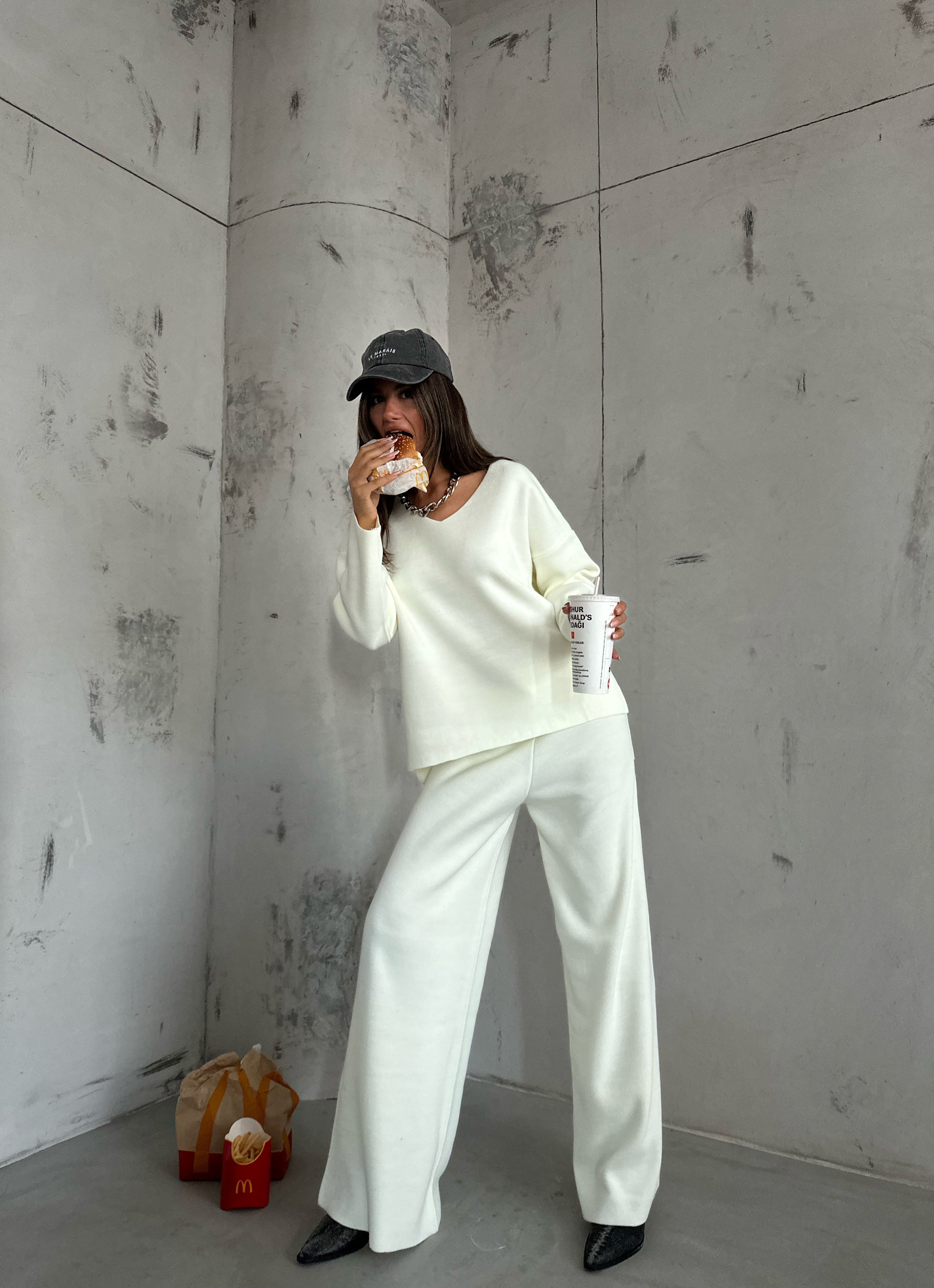 V-Neck Knit Ecru Sweater Pants Set