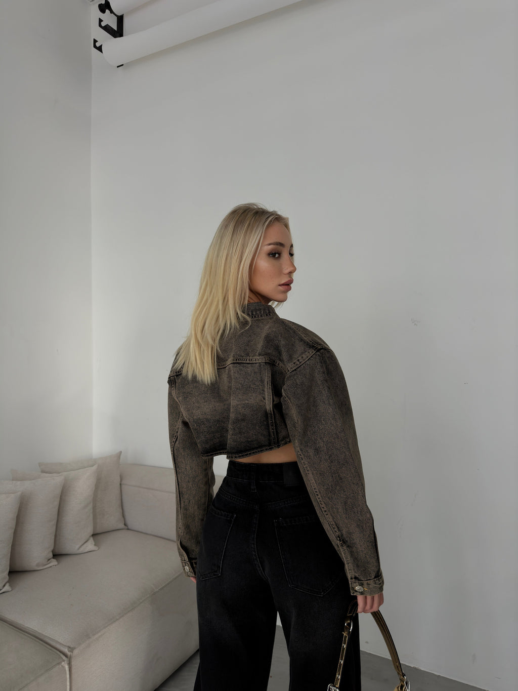 Shoulder-Padded Crop Black Denim Jacket